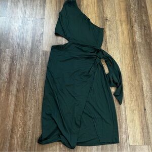 NWT Green One Shoulder Dress with Cutout